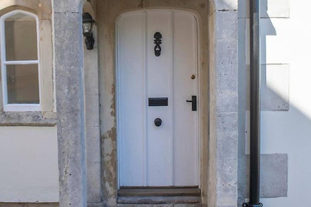 Villa Curzon House Calne Exterior foto